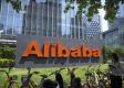 USA zaradila Alibabu a Tencent na zoznam obchodníkov s falšovaným tovarom