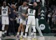VIDEO Basketbalisti Milwaukee zvíťazili nad Miami: Hrdinom duelu bol Holiday a jeho víťazný kôš