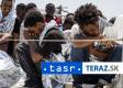 Pri Kréte zachránili 220 migrantov z lode, ktorú voľne unášalo more