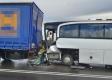Wypadek autobusu w miejscowości Stołpie. Rannych 6 dzieci i kierowca