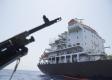 Pri útoku na ropný tanker neďaleko pobrežia Ománu zahynuli dvaja námorníci