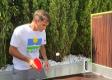 VIDEO Roger Federer valcuje aj s pingpongovou raketou: Ani Forrest Gump na teba nemá!
