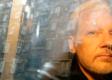Britský súd pootvoril dvere k vydaniu zakladateľa WikiLeaks Assangea do USA